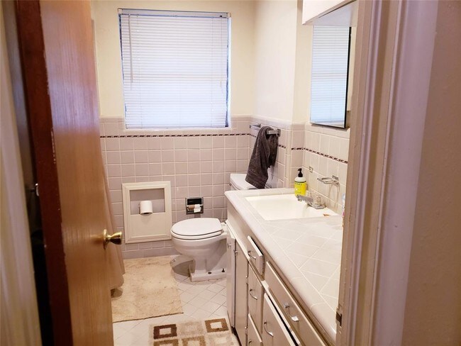 Foto del edificio - 6522 St Moritz Ave