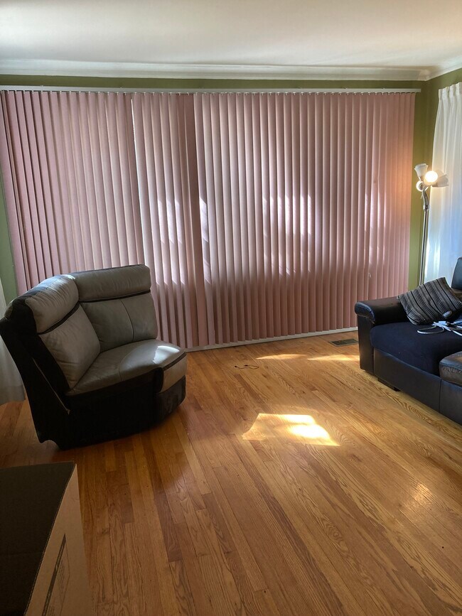Foto del edificio - 5711 N Spaulding Ave