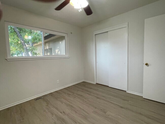 Bedroom - 647 W Beverly Dr