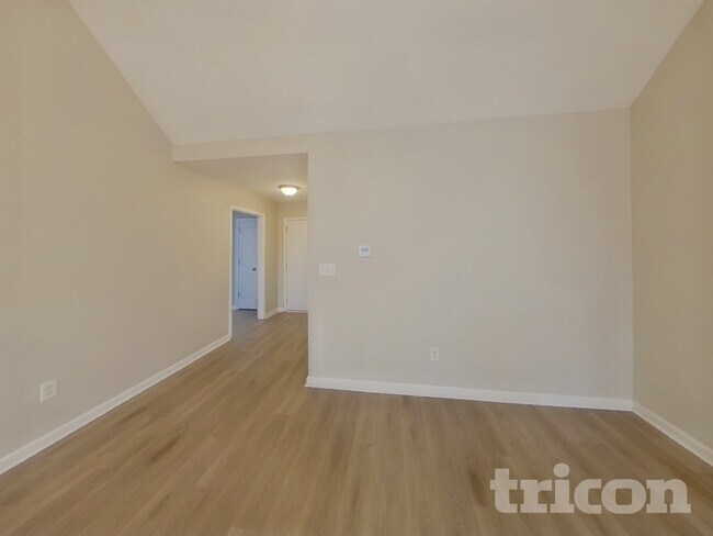 Foto del edificio - 21 Riva Ridge Ln