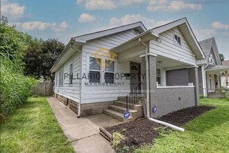 Building Photo - 1435 Lawton Ave