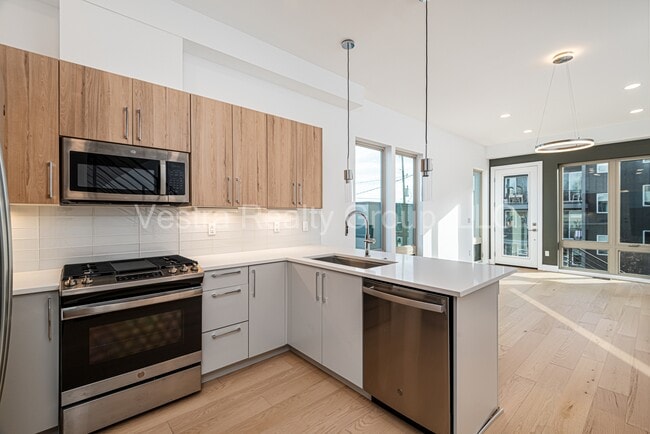 Photo - 1306 Osceola St Townhome