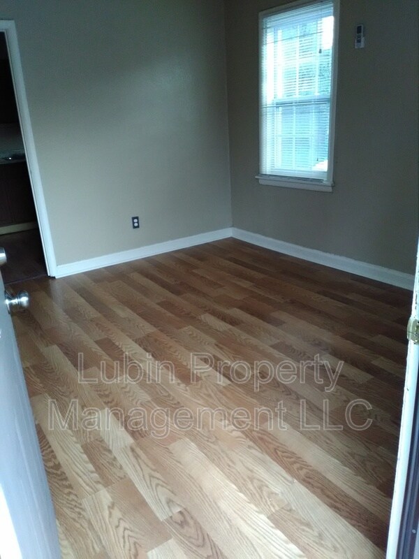 Foto del edificio - 670 Bethel Ave