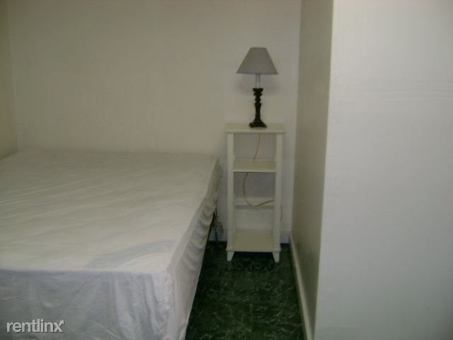Building Photo - 1 br, 1 bath Apartment - 1945 Cotten Rd