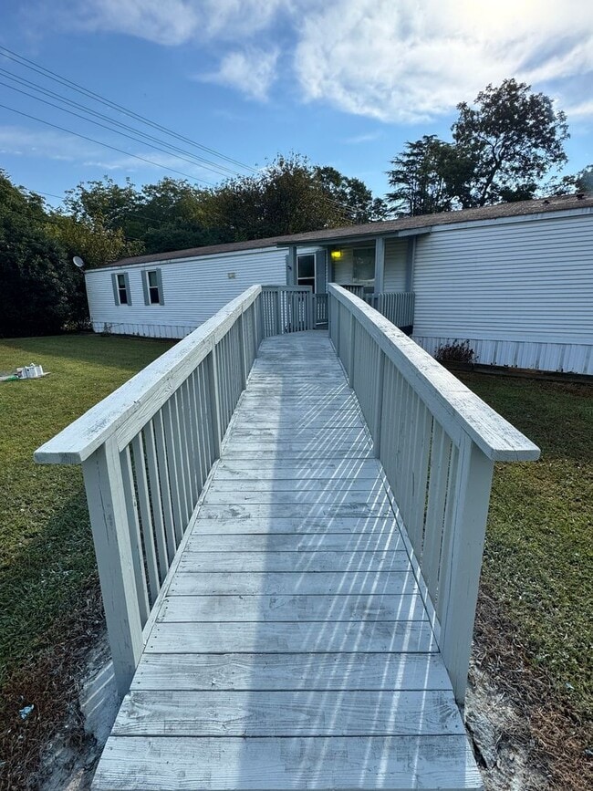 Building Photo - 101 Rustling Wind Drive