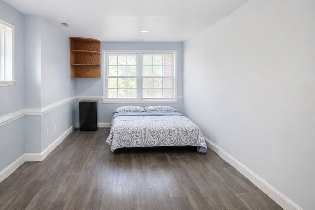 Foto del edificio - Space, Comfort & Convenience — Discover This Hidden Gem in Charlotte