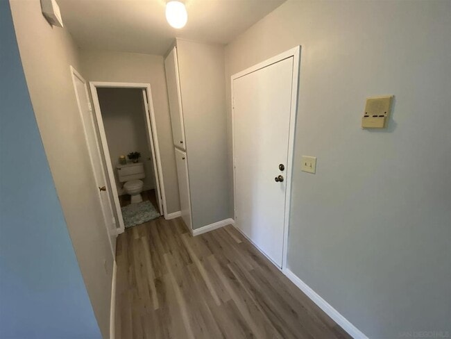 Foto del edificio - 6930 Hyde Park Dr