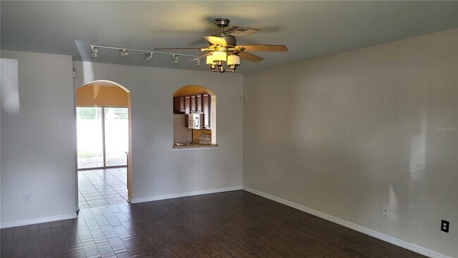 Building Photo - 12353 Foxmoor Peak Dr
