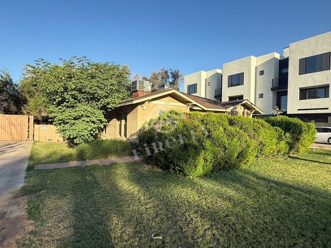 Foto del edificio - 2226 N 28th St