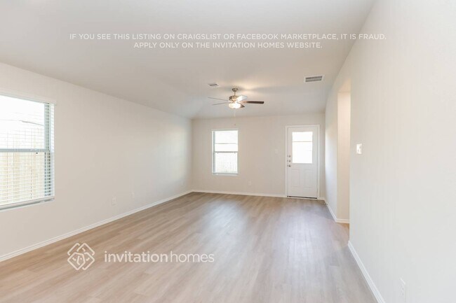 Foto del edificio - 5512 Candytuft Ct