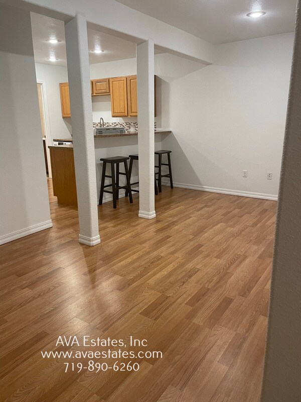 Building Photo - 176 Gamble Ln