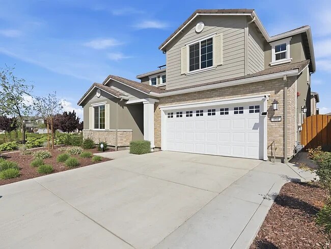 Foto del edificio - 464 Coolcrest Dr