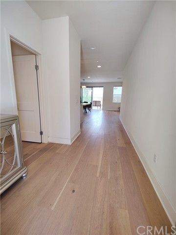 Building Photo - 14289 Hillcrest Dr