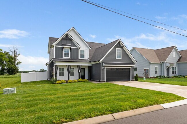 Foto del edificio - 429 Guethlein Dr