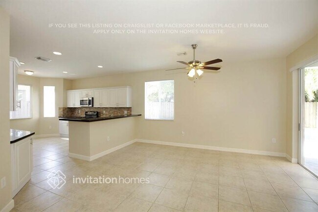 Foto del edificio - 15374 SW 141st Ct