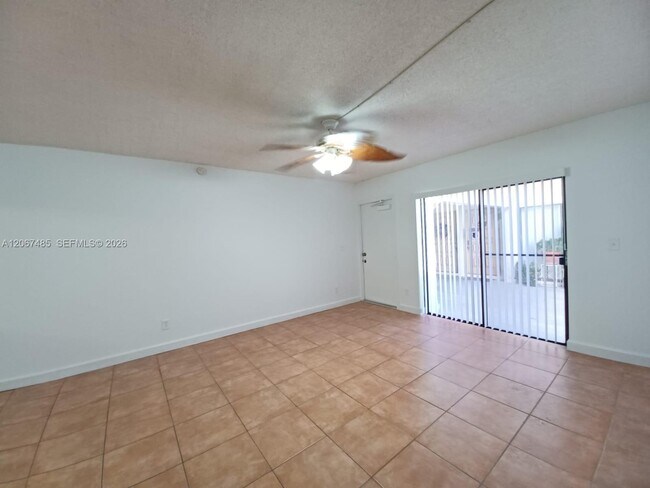 Building Photo - 11120 Royal Palm Blvd