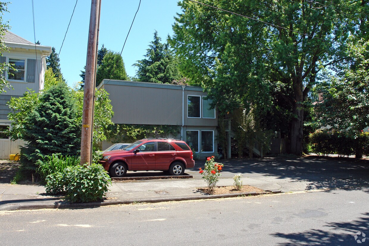 Building Photo - 2002-2012 NE 22nd