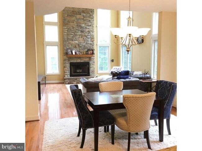 Foto del edificio - 310 Waynebrook Dr