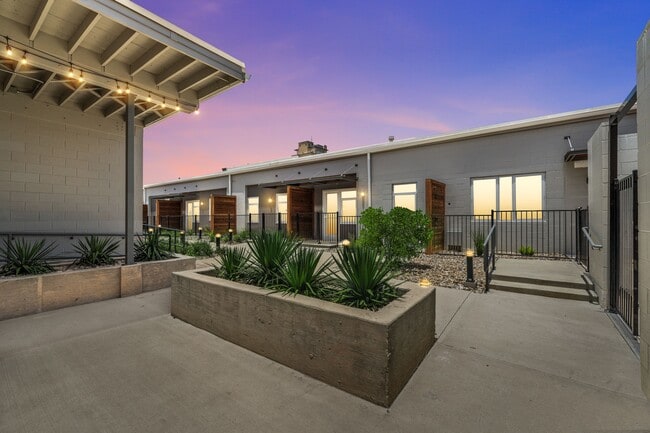 Patio - Hawn Plaza