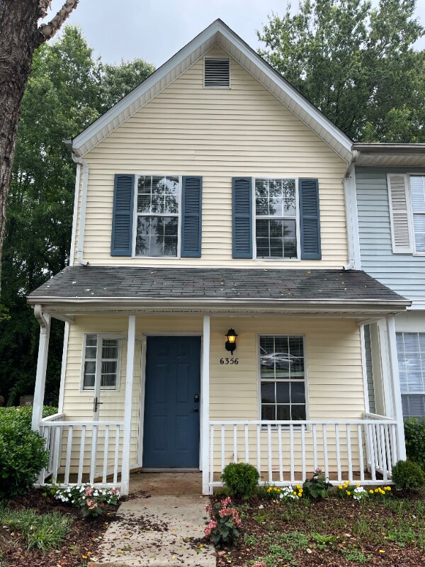 Foto principal - 6356 Windsor Gate Ln