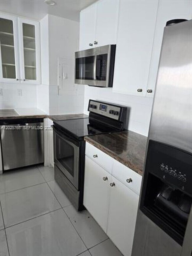 Foto del edificio - 11111 Biscayne Blvd