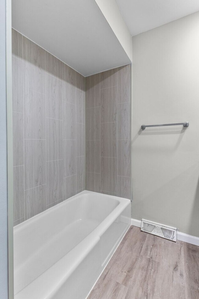 Interior Photo - Gulf Drive Townhomes