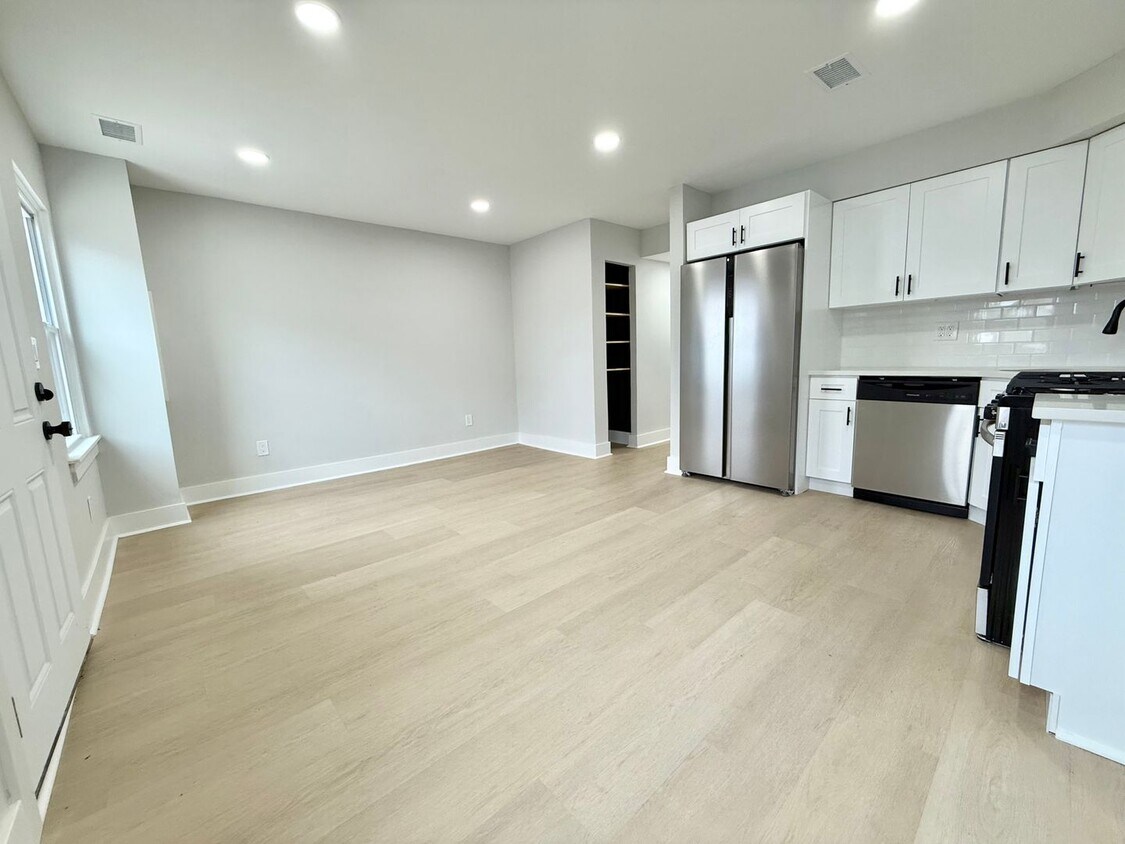 Primary Photo - Recently Renovated 2-Bedroom Home with Spa...