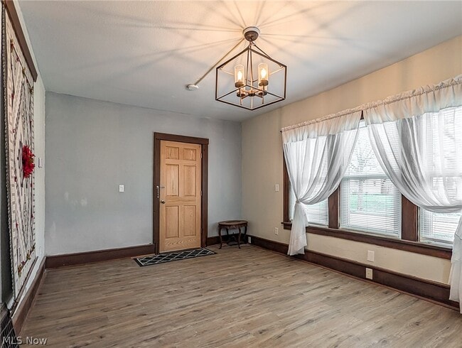 Foto del edificio - 1268 Pondview Ave