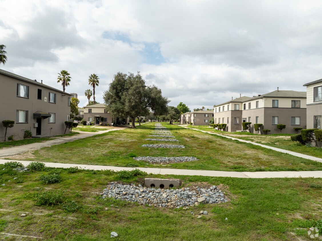 Wyvernwood Garden Apartments Apartments in Los Angeles, CA Westside Rentals