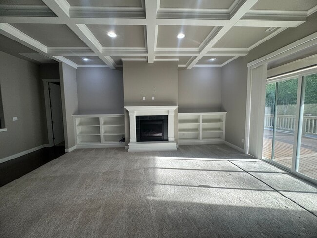 Building Photo - Beautiful home in Bremerton highly sought ...