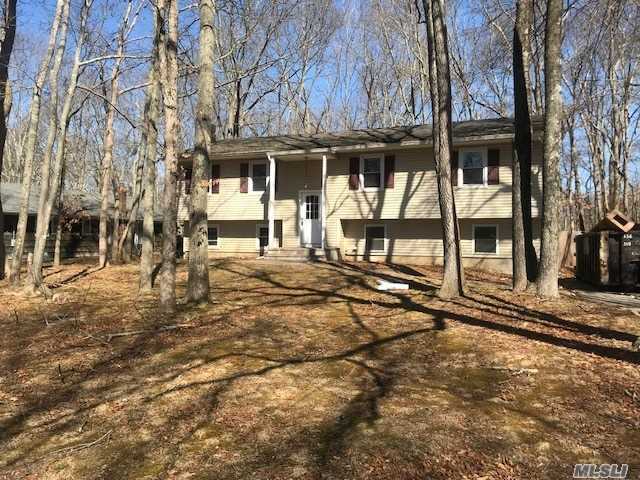 Primary Photo - 29 Rustic Rd