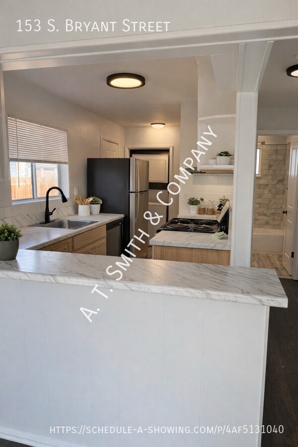 Foto del edificio - 153 S Bryant St