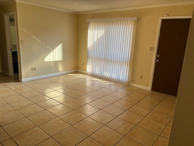 Building Photo - Nice quiet neighborhood in Arbor Ridge Area (32817)