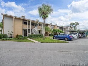 Building Photo - 3001 SE Aster Ln