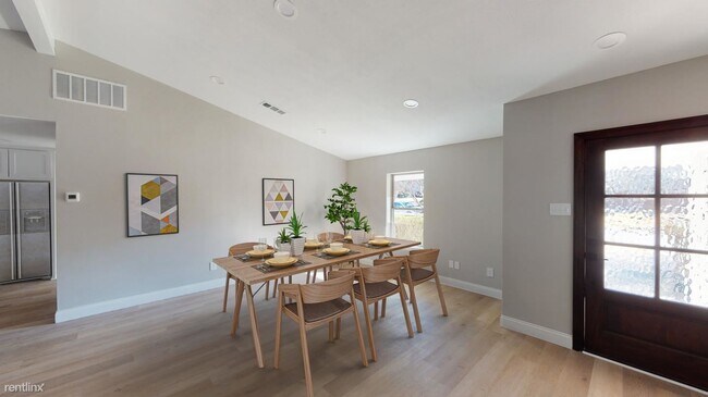 Building Photo - 5 br, 3 bath House - 4015 Echo Glen Dr Sty...