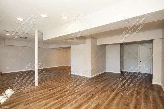 Foto del edificio - 4 br, 3 bath House - 978 Asborough Ct