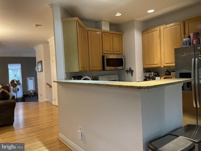 Foto del edificio - 3826 Watkins Mill Dr