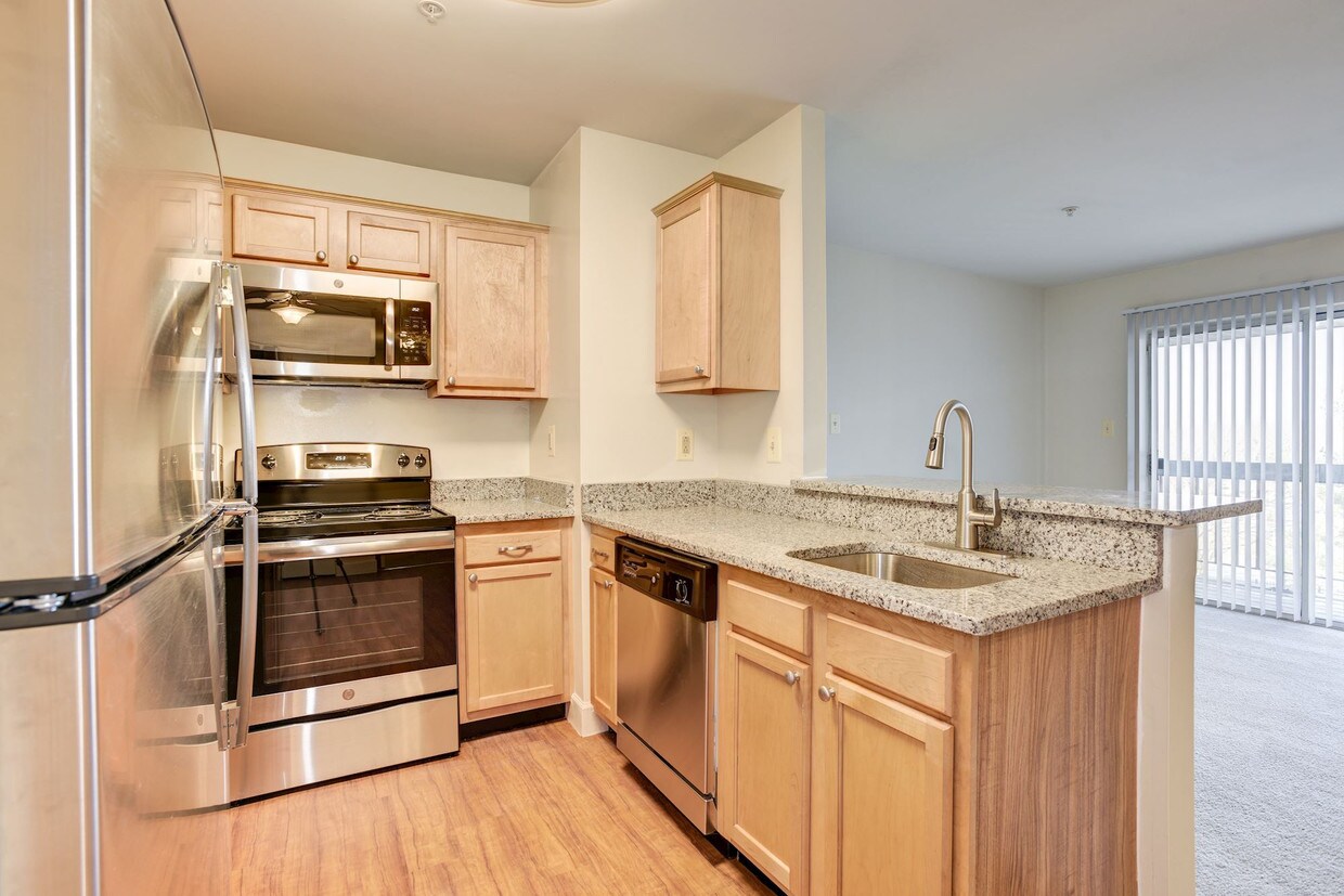 Fox Run Apartments 1600 Ashby Square Dr Edgewood, MD