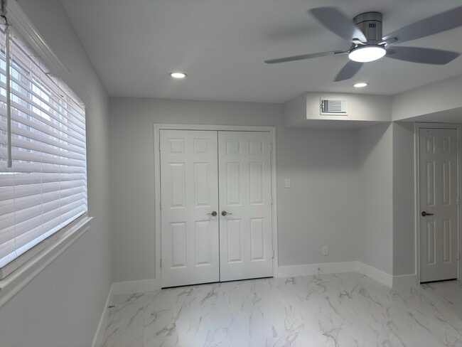 Building Photo - 14333 Memorial Dr