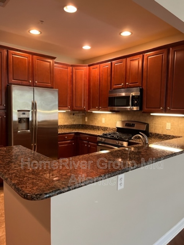 Foto del edificio - 400 Cameron Station Blvd