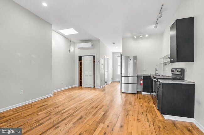 Foto del edificio - 2106 E York St