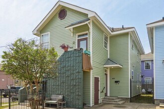 Building Photo - 403 N Tonti St