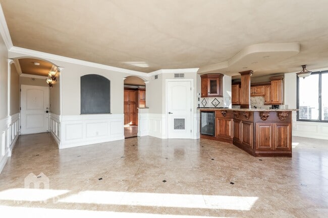 Foto del edificio - 280 Island Ave