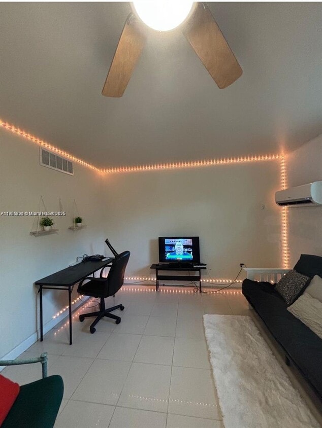 Foto principal - 14035 NW 2nd Ave