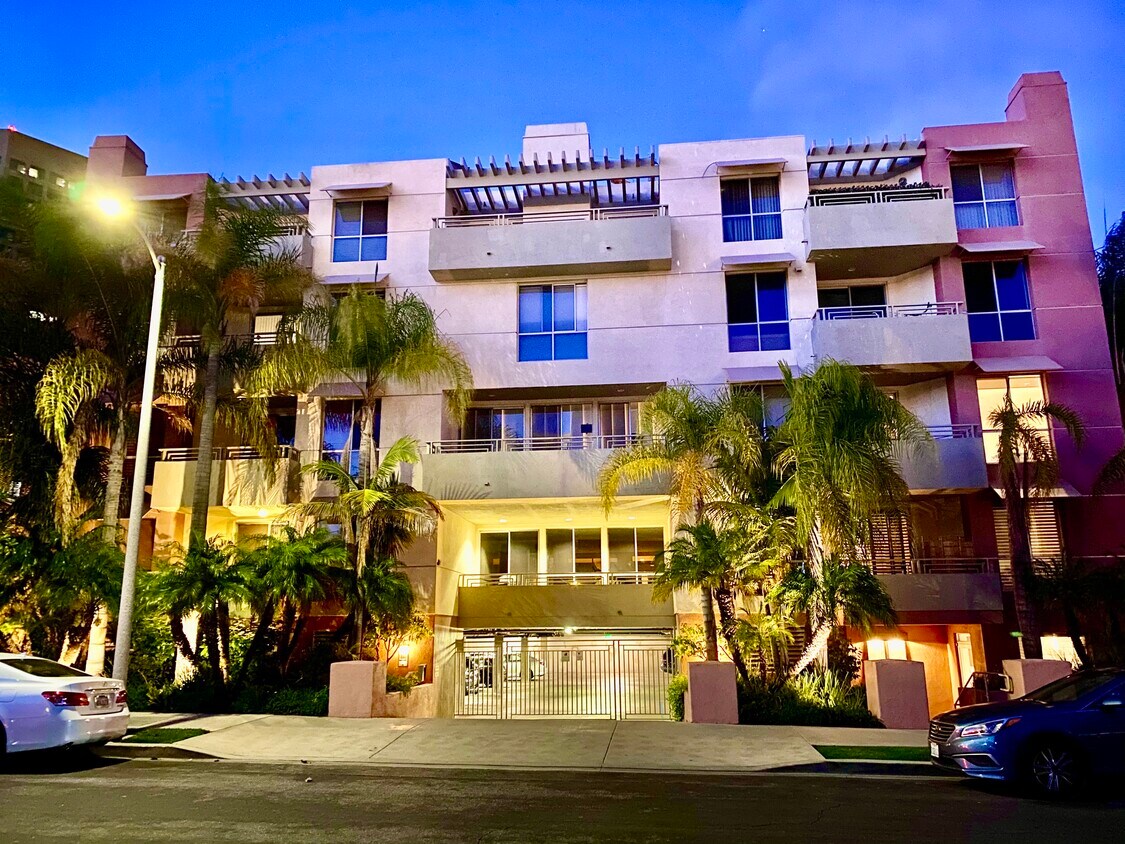 Foto principal - 1222 S Westgate Ave