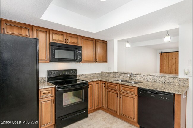 Foto del edificio - Beachside Townhome with 1 car garage!