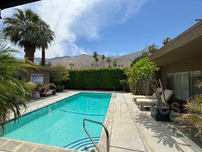 Building Photo - 430 Avenida Ortega