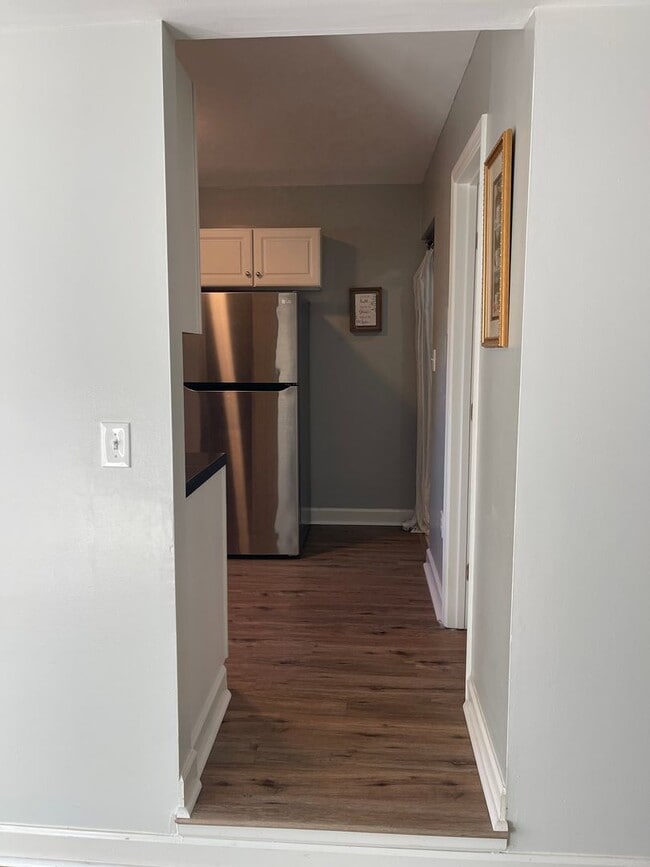 Building Photo - 2224 Hamway Dr