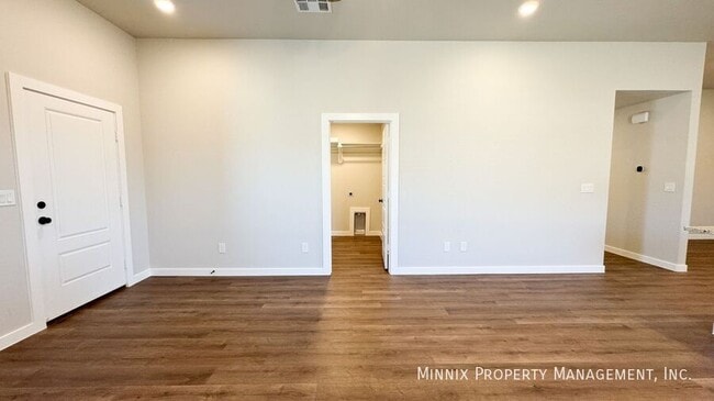 Foto del edificio - 2136 Kokomo Ave