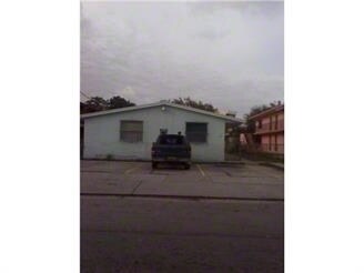 Primary Photo - 971 NW 5th St